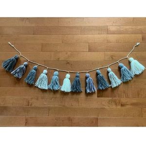 Yarn Tassel Hanging Wall Decor Gray Ivory Cream Garland Pom Pom